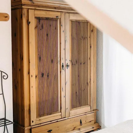 Wein & Wohngut Paulushof 4* Pünderich