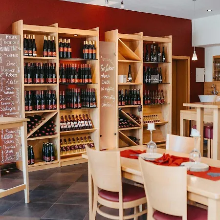 Wein & Wohngut Paulushof 4*