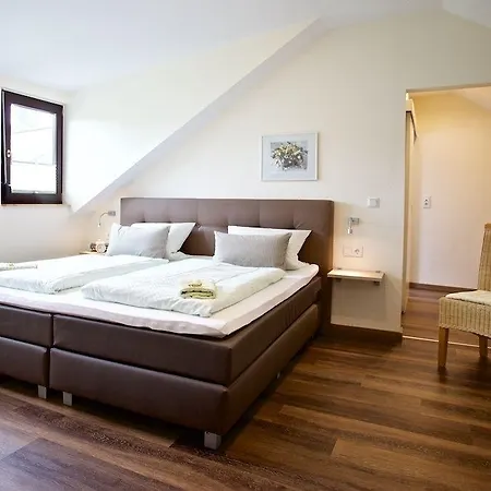 ゲストハウス Wein & Wohngut Paulushof