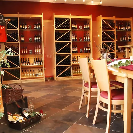 Vendégház Wein & Wohngut Paulushof 4*