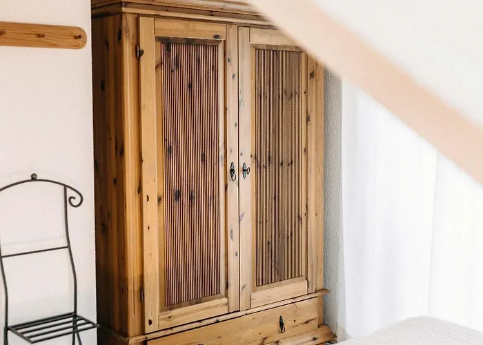 Wein & Wohngut Paulushof 4* 푼데리크