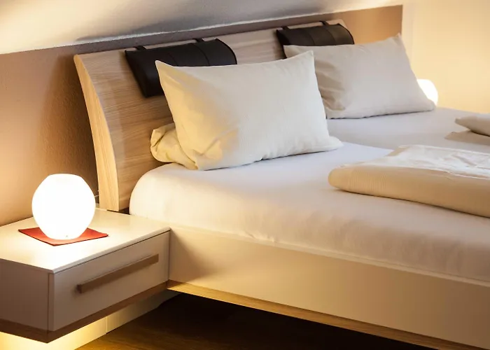 게스트하우스 Wein & Wohngut Paulushof 4*