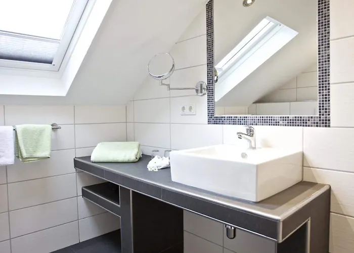 Wein & Wohngut Paulushof 게스트하우스 푼데리크